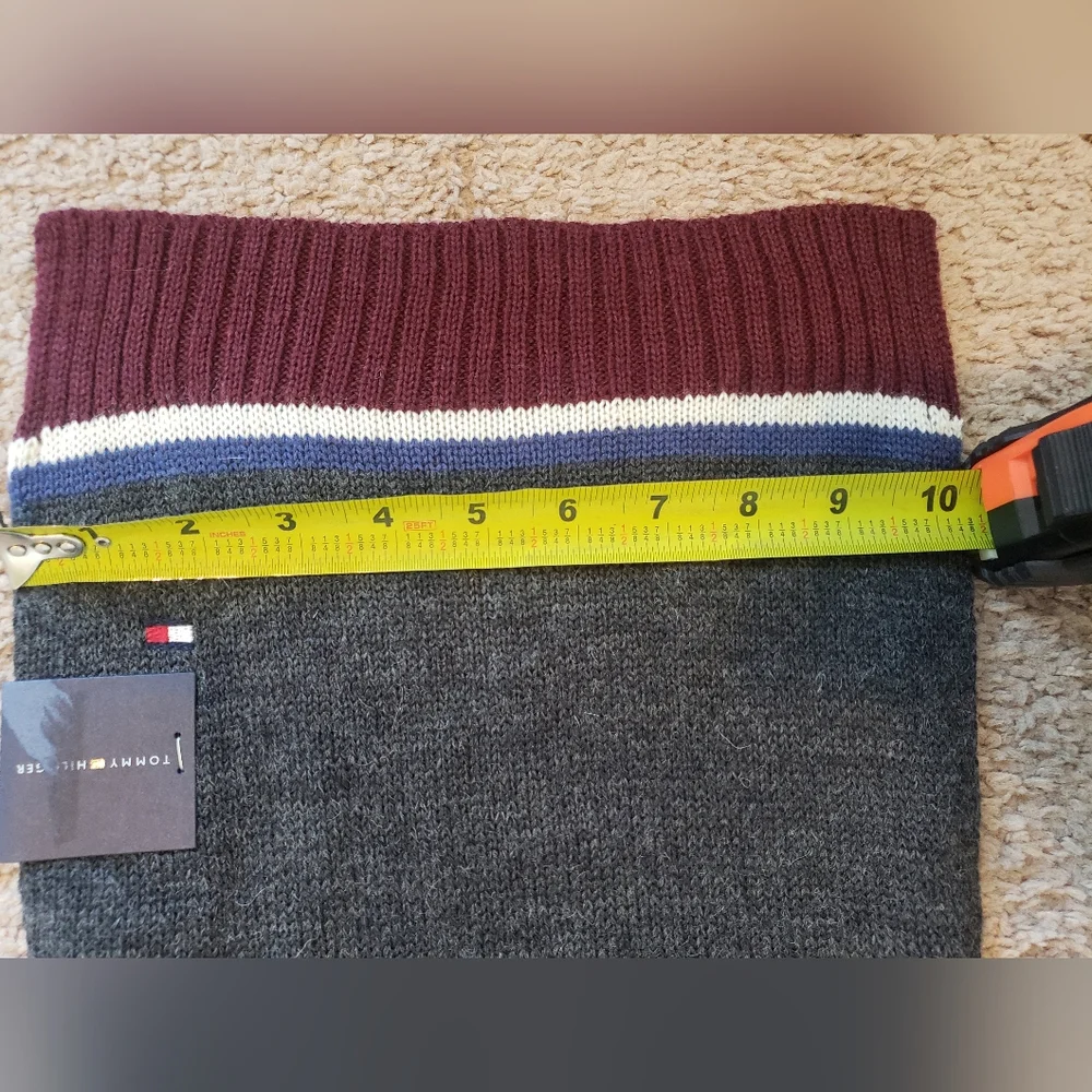 Tommy Hilfiger Charcoal and Maroon Knit Scarf